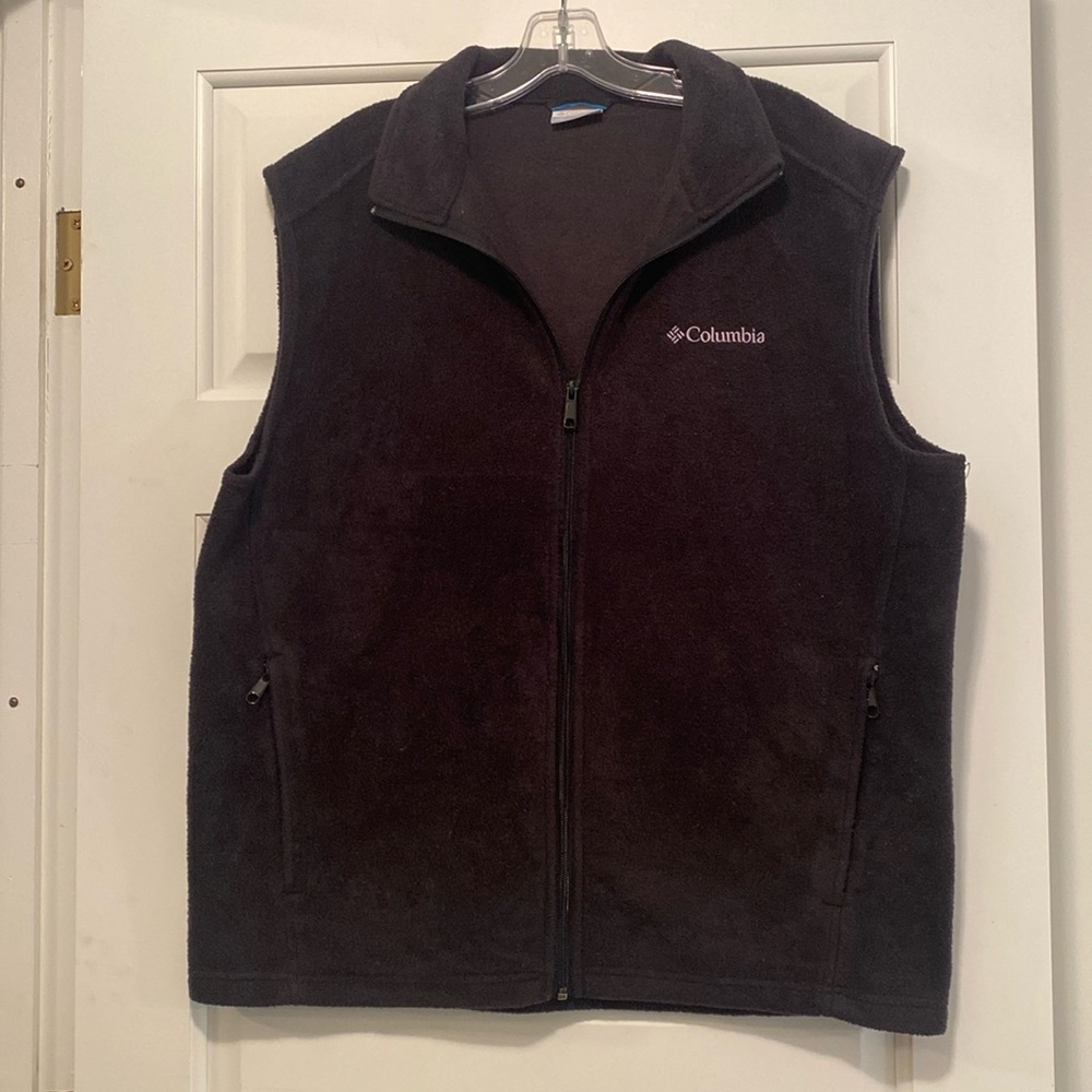 Men’s fleece vest